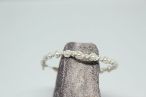 Pearl and Hemp Bracelet No.2