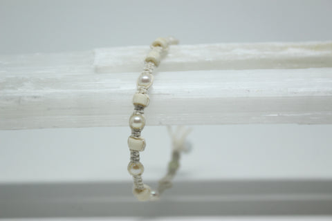 Pearl and Hemp Bracelet No.5